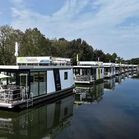Ferienhaus Hausboot Seerose